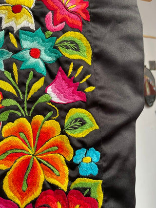 Traje bordado flores multicolor