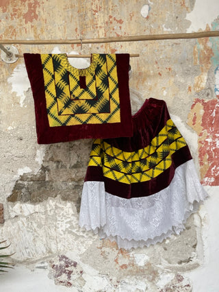 Traje cadenilla antiguo