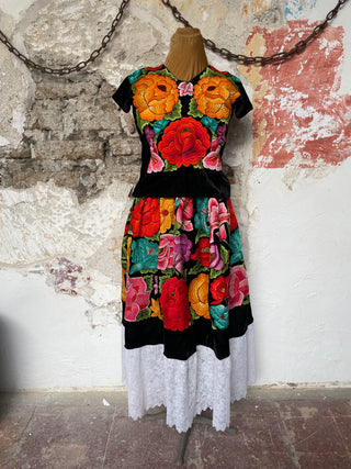 Traje completo antiguo terciopelo negro